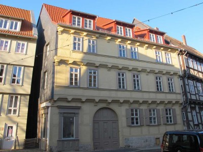 Gemütliche 2 Zimmer-Wohnung mit Aufzug im sanierten Fachwerkhaus sucht ruhige Mieter*in
