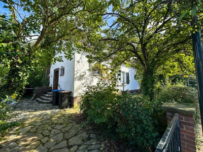 Baugrundstück mit Altbestand in Südwest-Lage am Niederdonk in M.-Büderich!