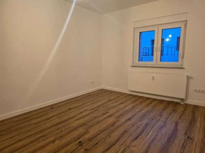 **Attraktive 2-Zimmer-Wohnung – Erstbezug nach umfassender Sanierung!**