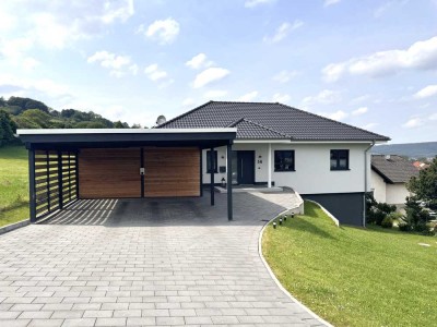 Traumhafter Neubau-Bungalow mit Weitblick über Lügde und Bad Pyrmont