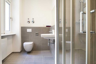 2 Zimmer Wohnung mit EBK und Duschbad