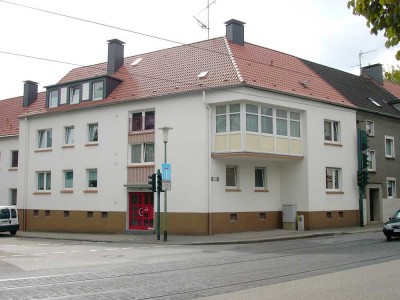 2-Raumwohnung mit Balkon und Wintergarten