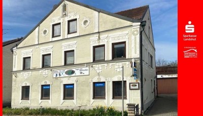 Solides Mehrfamilienhaus mit Entwicklungs-Potenzial in zentraler Lage von Frontenhausen
