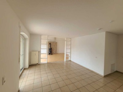 TRAUMHAFTE 4,5 ZIMMER  WOHNUNG  MIT TOP AUSSTATTUNG