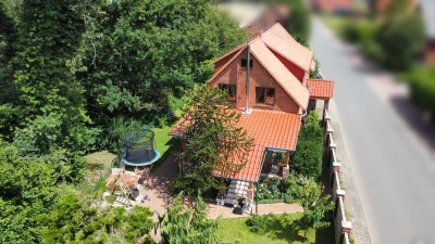 Opulentes vollmodernisiertes Zweifamilienhaus mit Datscha am Bückeberg in Stadthagen