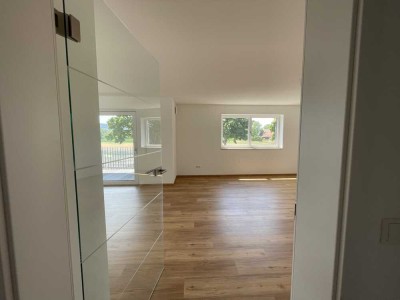 Exklusive 4-Zimmer-Wohnung mit gehobener Innenausstattung mit EBK in Niederaichbach
