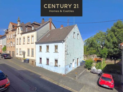 Attraktives Einfamilienhaus mit Garten und Stellplatz in ruhiger Lage von Sulzbach