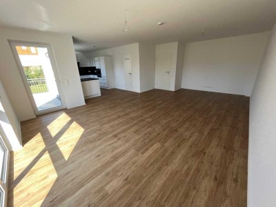 4-Zimmer-Wohnung mit Einbauküche & Süd-Balkon in Remmingsheim