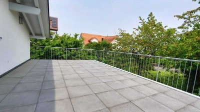 SONNENPLATZ IN RUHIGER LAGE MIT BLICK AUF DEN BODENSEE UND INS GRÜNE