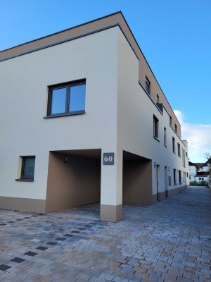 Erstbezug- Neubau-Penthouse-Wohnung 3ZKB, mit Dachterrasse