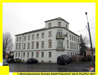 Tolle 2-Raum Dachgeschosswohnung mit großem Wohnzimmer und Einbauküche !!!