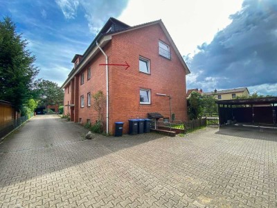Gut geschnittene 3-Zimmer-Wohnung mit West-Balkon, Garage und solider Mieteinnahme