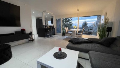 Helle 3-Zimmer-Penthousewohnung mit großer Dachterrasse & Doppelgarage in Hannover-Misburg