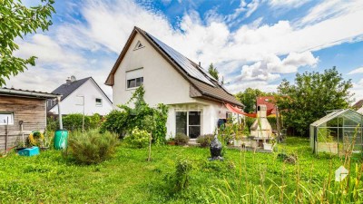 Ihr Neues Zuhause: Einfamilienhaus mit  4 Zimmern, Garten und Terrasse, PV /Solarthermie und Wallbox