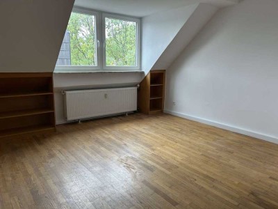 63 m² Dachgeschosswohnung mit 2 Zimmern