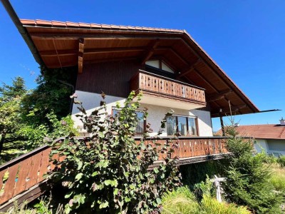 Stilvolles, geräumiges und gepflegtes Haus mit sechs Zimmern in Prutting mit Bergblick