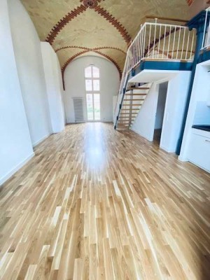 Großzügige Maisonette in exponierter Lage