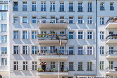 Attraktive 5-Zimmer Altbauwohnung mit Balkon in der Belle Etage im Graefekiez