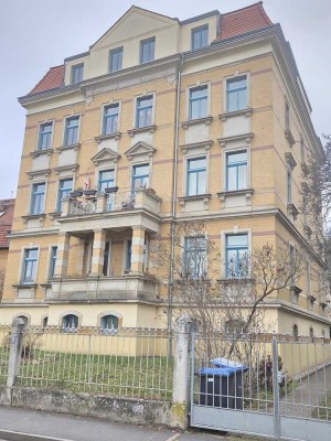 Gemütliche 3-Zimmer-Wohnung im Dachgeschoss mit einer Wohnfläche von ca. 74,18 m²