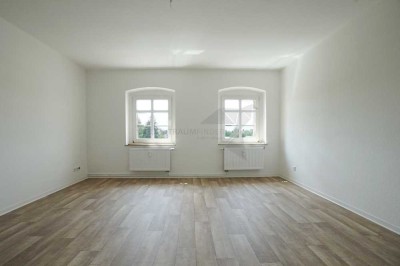 NEU!!! Renovierte 4-Raum-Dachgeschoss-Wohnung