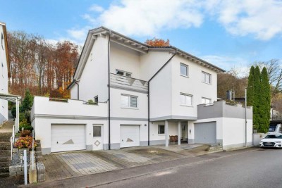 Zwei Wohneinheiten, ein Zuhause: Viel Platz für die ganze Familie