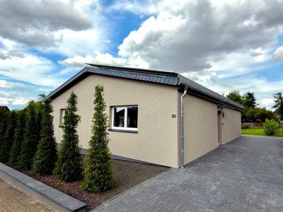 PERFEKTER BUNGALOW MIT GROßEM GRUNDSTÜCK | ERSTBEZUG NACH SANIERUNG | TEILUNTERKELLERT | PV-ANLAGE