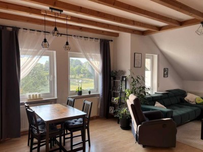 Helle 3-Zimmer Wohnung mit Balkon und Ortsrandlage