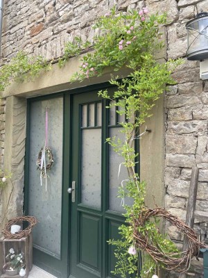 Saniertes Bauernhaus mit Dachterrasse und Garten