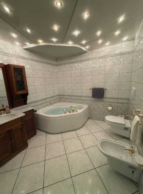 Hochwertige 2-Zimmer-Wohnung im 2. OG in Dortmund Innenstadt