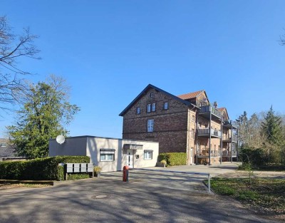 Traumhafte Eigentumswohnung mit Fernblick und hoher Wohnqualität in direkter Waldrandlage in Quiersc