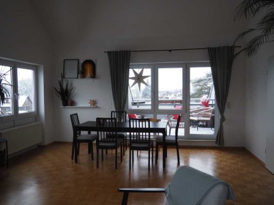 Freundliche und modernisierte 3-Zimmer-Maisonette-Wohnung mit Balkon in Aalen