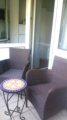 Kleine Wohnung mit Balkon!