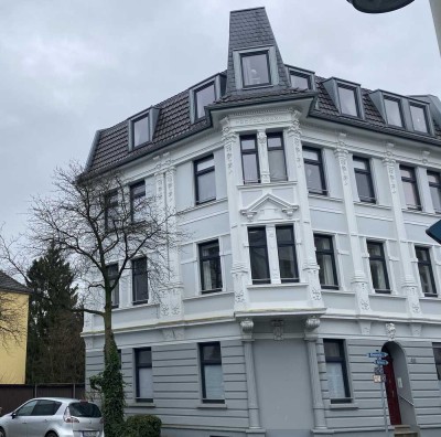 Freundliche 4-Zimmer - Altbauwohnung, 2. OG in Solingen-Ohligs