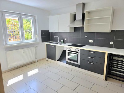 Schöne 2,5 Zimmer-Wohnung in Erlangen-Eltersdorf - 800 € - 71m²