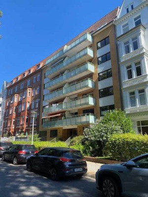 3-Zimmer-Wohnung mit Balkon in exklusiver Lage von Kiel befristet zu vermieten