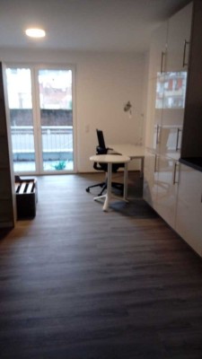 Möblierte 1-Zimmerwohnung mit Balkon - Vollinklusivmiete