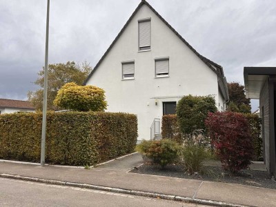 Moderne kernsanierte  DHH mit Carport & Terrasse in 89415 Lauingen (Donau) zu vermieten