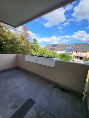 Helle 2-Zimmer-Wohnung mit Balkon