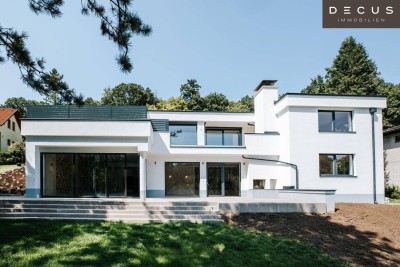 ERSTBEZUG! Luxuriöse Villa mit Sauna und Indoor-Pool!