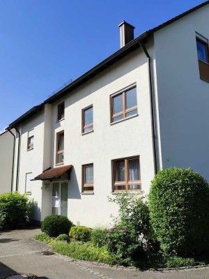 Zum Einziehen und Wohlfühlen - schicke Maisonettewohnung - in bester und ruhiger Lage  in Pfuhl