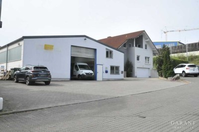 Einmalige Immobilie mit Gewerbehalle und Zweifamilienhaus in verkehrsgünstiger Lage