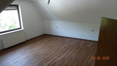 Helle 4-Zimmer Dachgeschosswohnung in Osann-Monzel