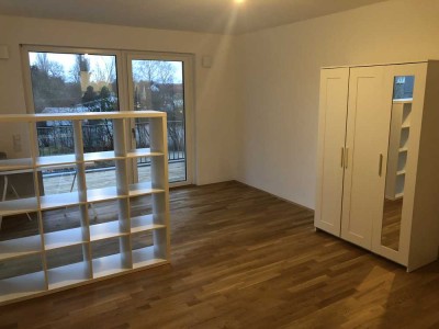 Stilvolle, neuwertige Studentenwohnung mit Balkon und Einbauküche in Freising zur Kapitalanlage