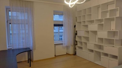 Sanierte 2 Zimmer Wohnung im ruhigen Altbau