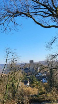 Zwischen historischem Charme und grüner Oase – Wohnen mit perfekter Lage!