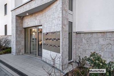 Mehrfamilienhaus mit 3 Wohnungen in verkehrsberuhigter Wohnlage