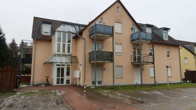 2-Zimmer-Wohnung mit Terrasse !!!