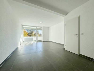 • KOMPLETT sanierte Maisonette-Wohnung mit zwei Loggien – bezugsfertig in Viersen...