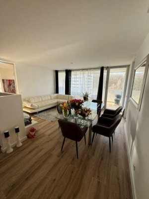 Wunderschöne,modernisierte Wohnung im Herzen Kronbergs!