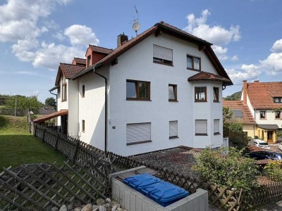 Schöne Erdgeschosswohnung mit eigenem Garten in ruhiger Wohnlage